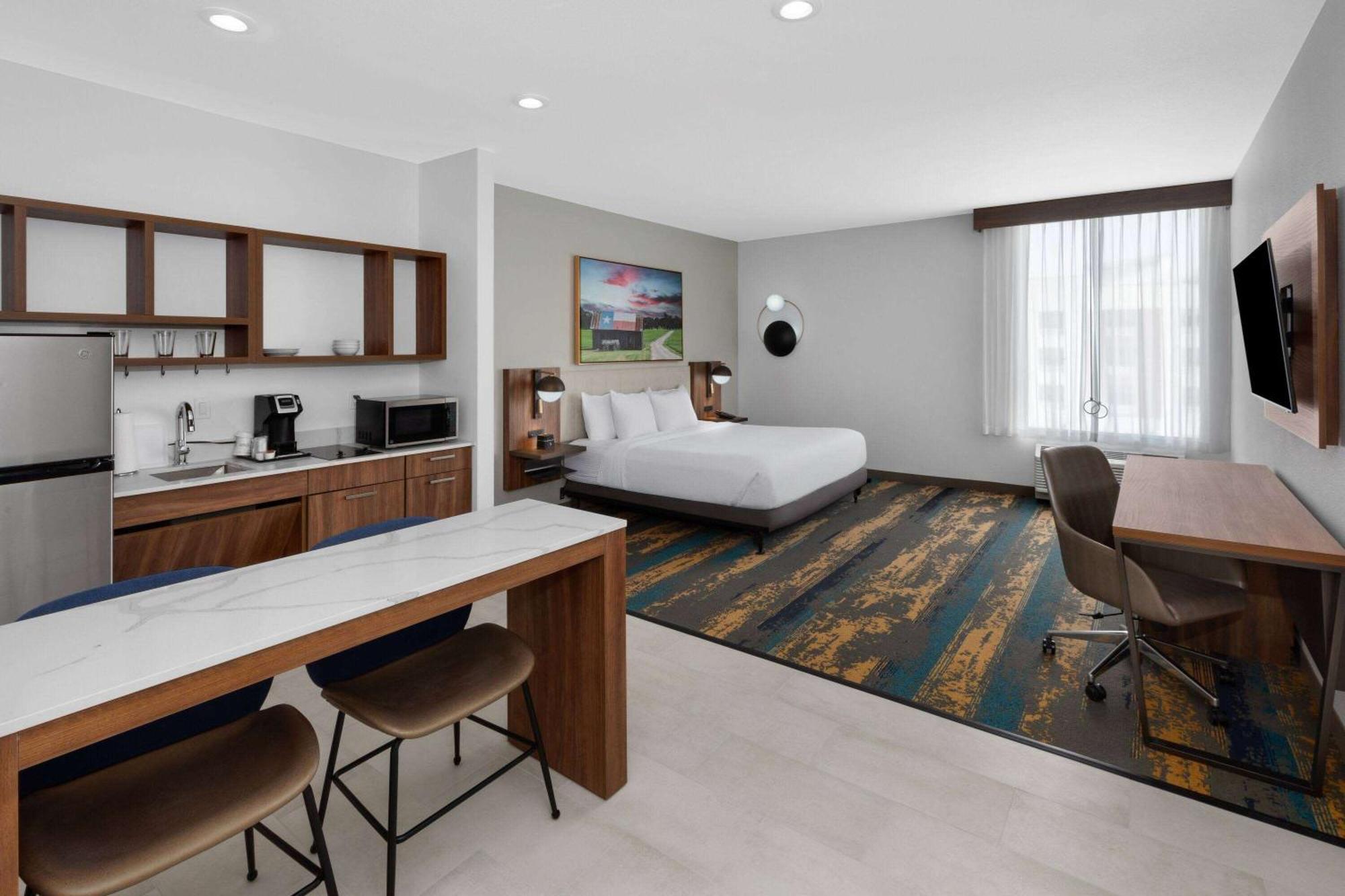 La Quinta Inn & Suites By Wyndham San Antonio At The Rim Zewnętrze zdjęcie