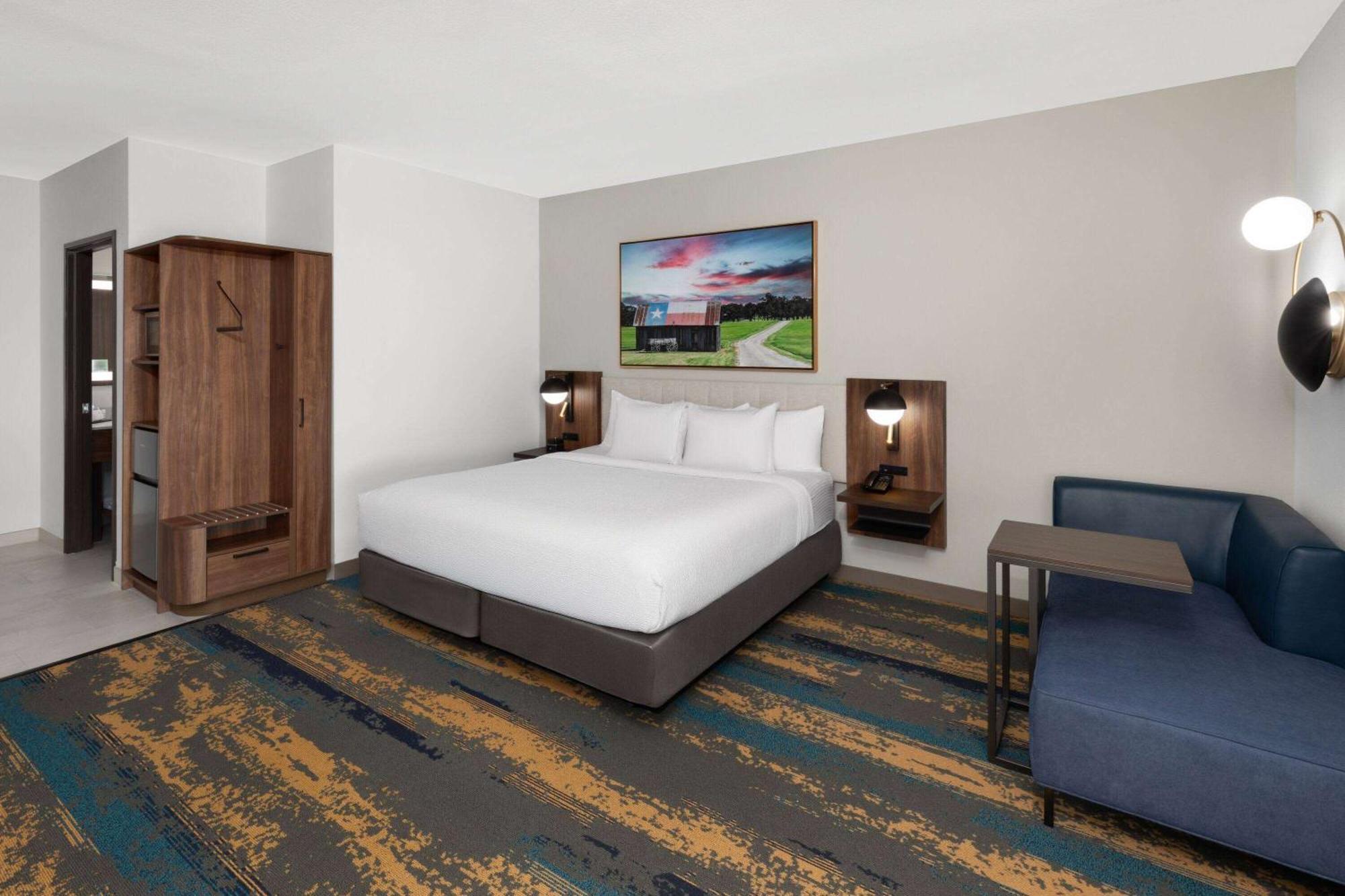 La Quinta Inn & Suites By Wyndham San Antonio At The Rim Zewnętrze zdjęcie